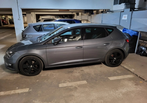 Seat Leon cena 37900 przebieg: 225000, rok produkcji 2012 z Warszawa małe 407